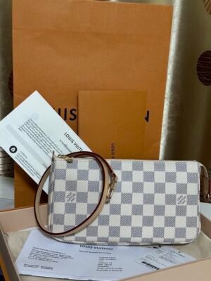 New LV Pochette Accessoires Damier Azur Microchip